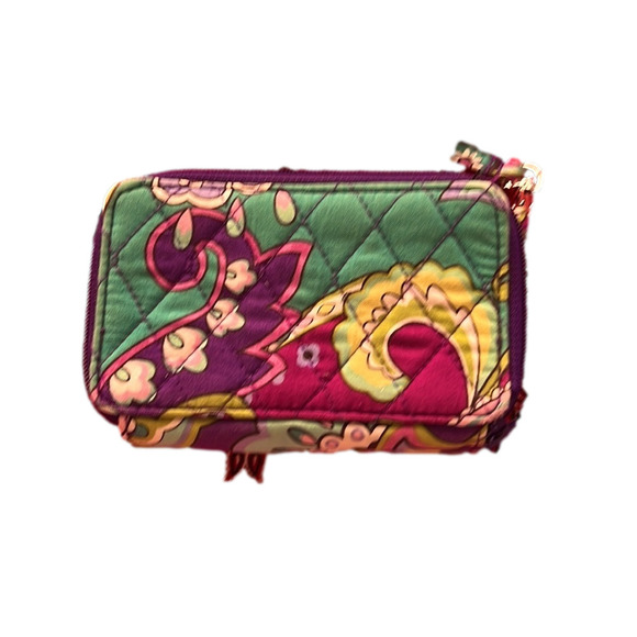 Vera Bradley Cross Body Wallet, Adj Strap, Length 6”, Vertical 4”, Width 1” - Picture 5 of 10